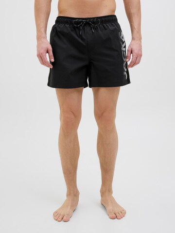Pantaloncini da bagno 'JPSTMaui' di JACK & JONES in nero: frontale