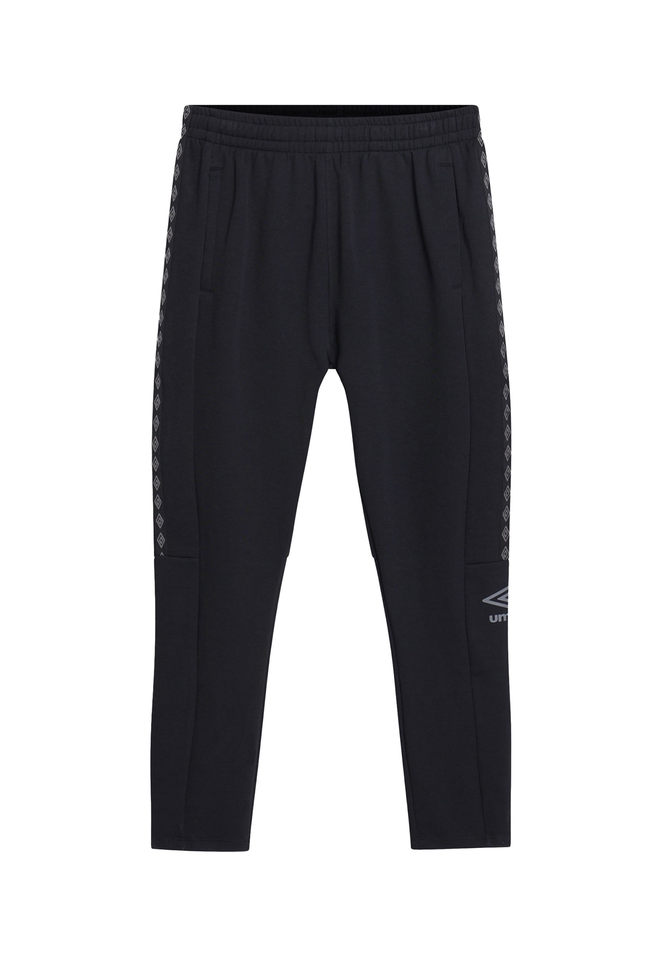 UMBRO Tapered Broek 'Terrace' in Zwart: voorkant