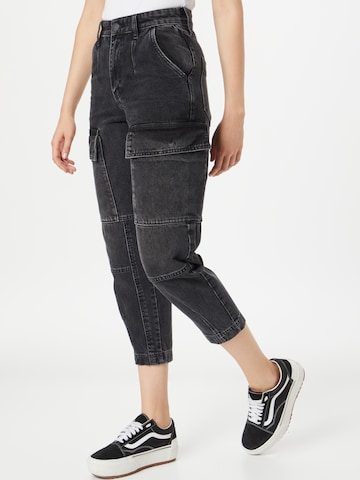 River Island Cargo Jeans in Black: front