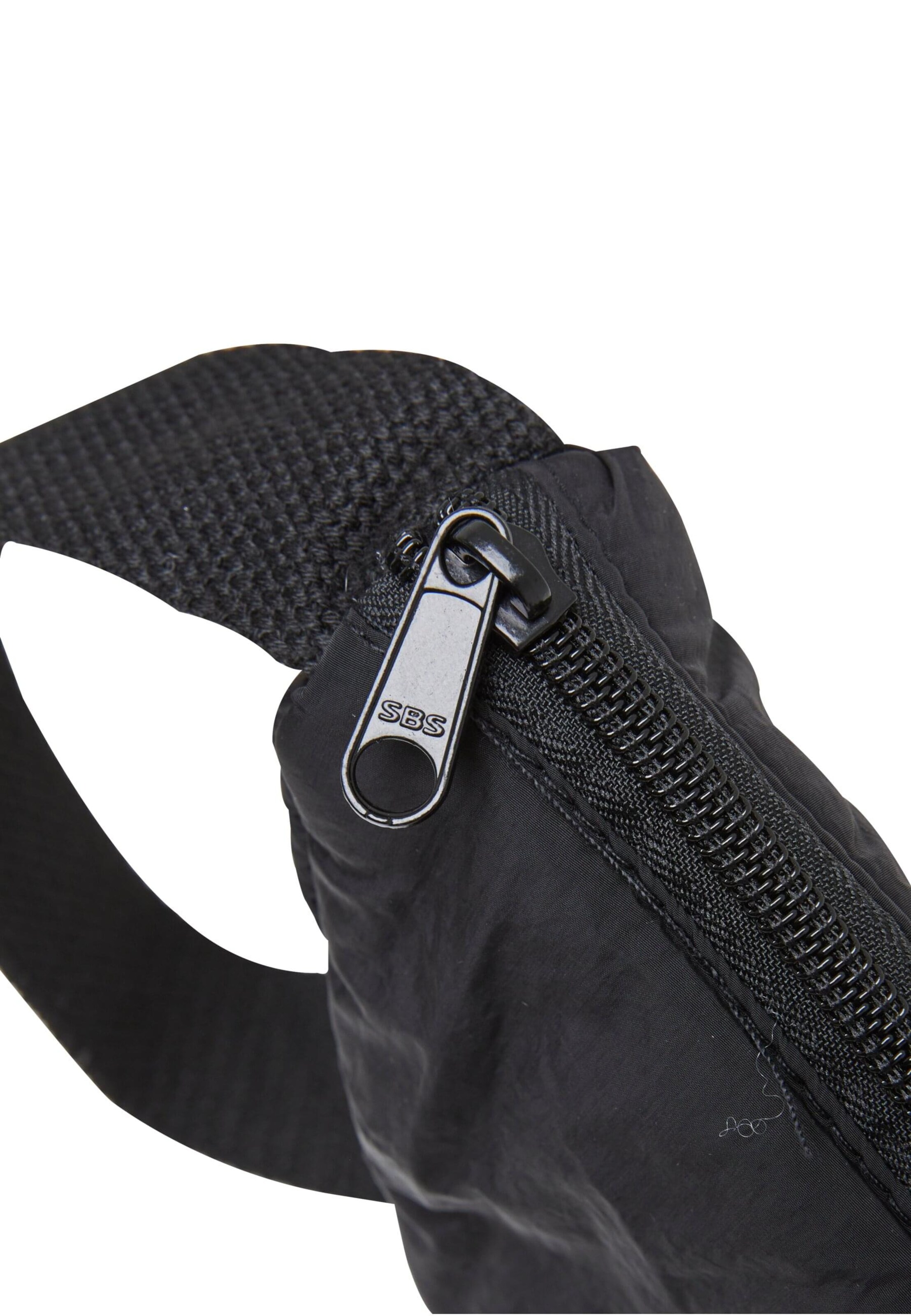 Urban Classics Belt bag in Black