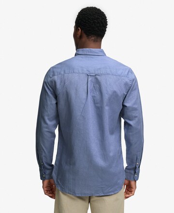 Coupe regular Chemise Superdry & Co en bleu