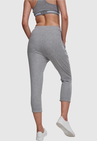 Effilé Pantalon Urban Classics en gris