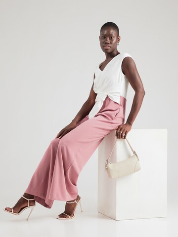 Tuta jumpsuit di Vera Mont in rosa