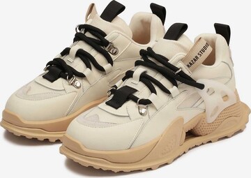 Sneaker bassa di Kazar Studio in beige