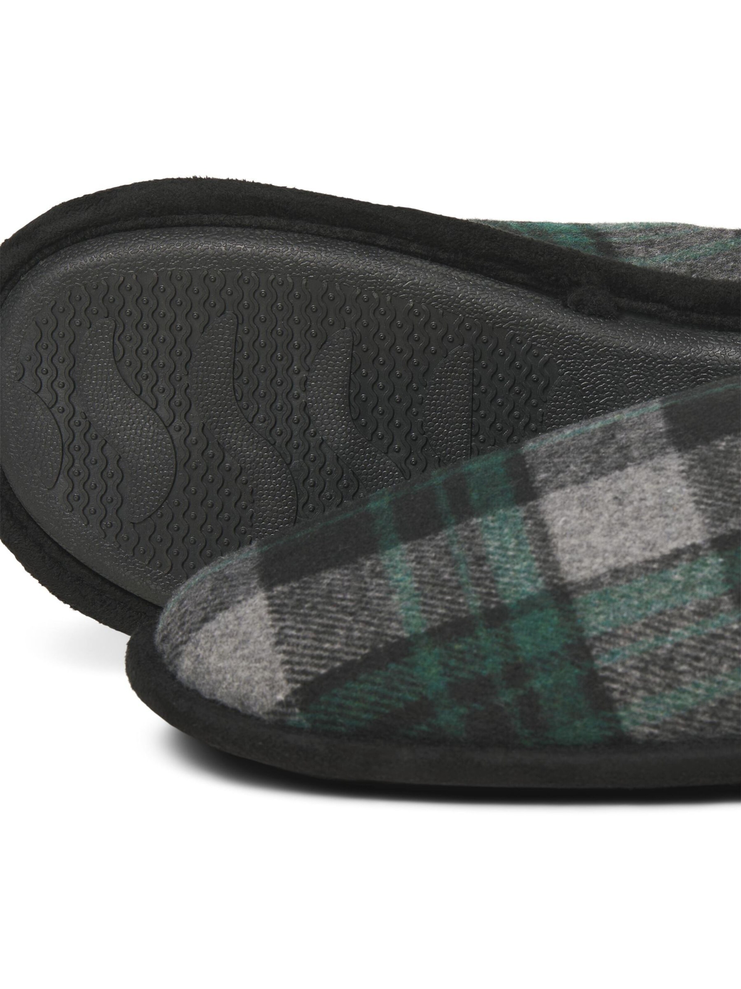 JACK & JONES Slippers in Green