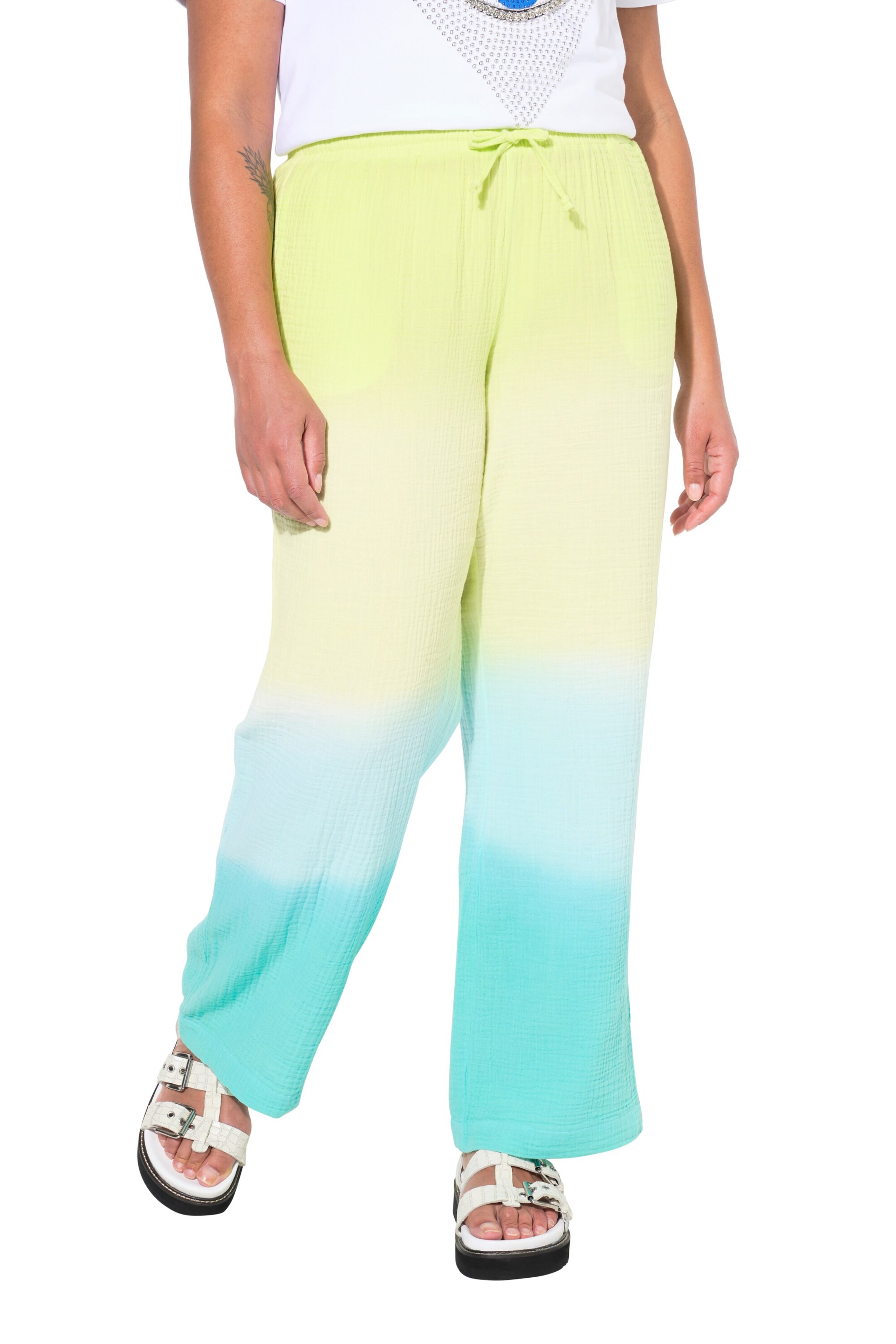 Angel of Style Loose fit Trousers in Blue: front