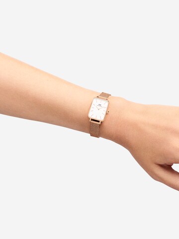 Daniel Wellington Analogové hodinky 'Quadro Pressed Melrose RG White' – zlatá: přední strana