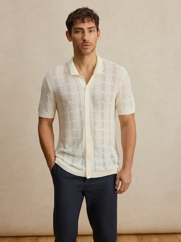 DAN FOX APPAREL Slim fit Πουκάμισο 'Dylan' σε λευκό: μπροστά