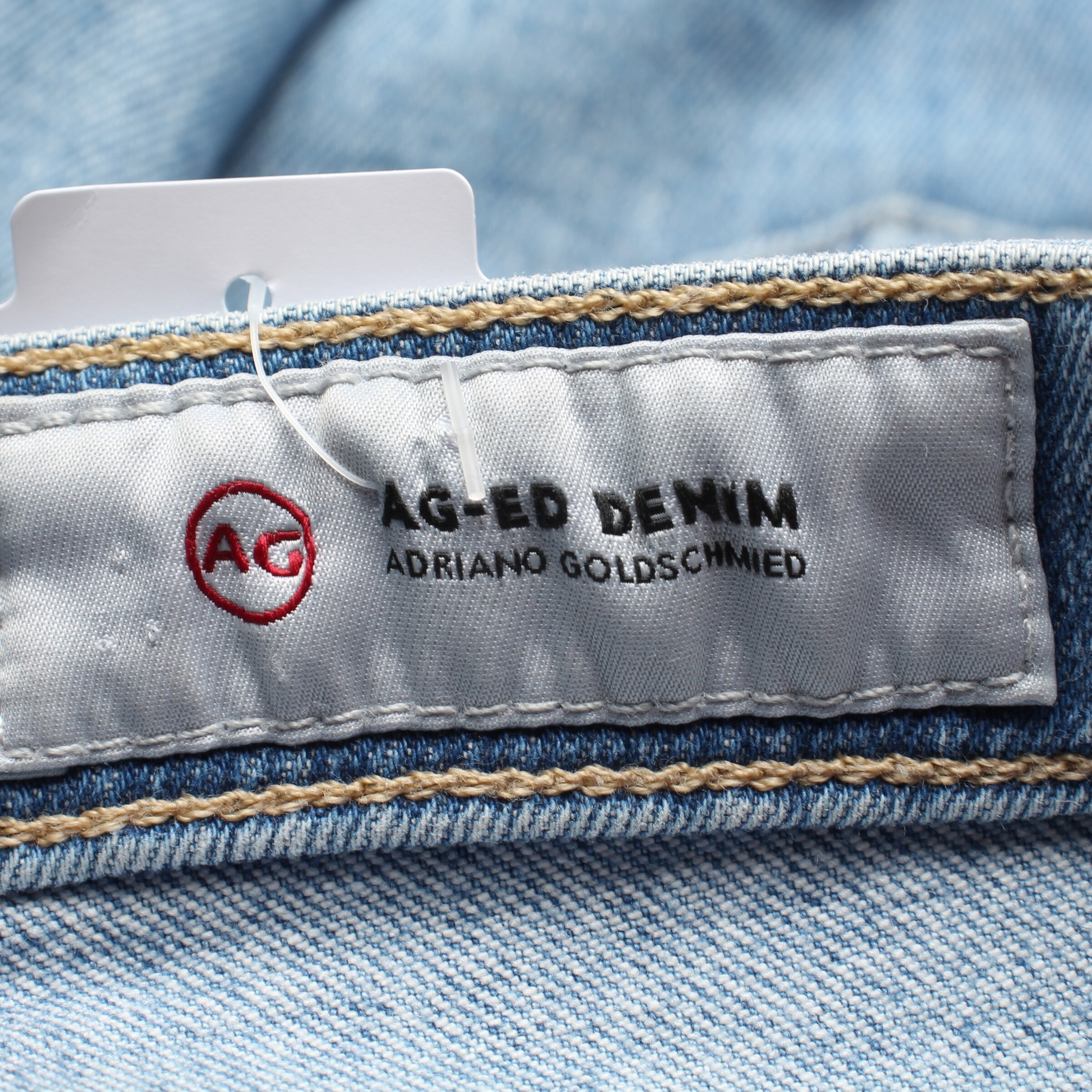 AG Jeans Jeans in 26 in Blue