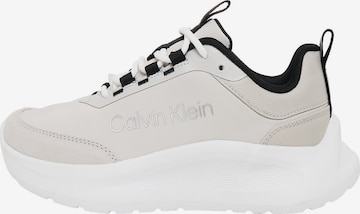 Calvin Klein Sneaker 'ESS' in Grau: Vorderseite