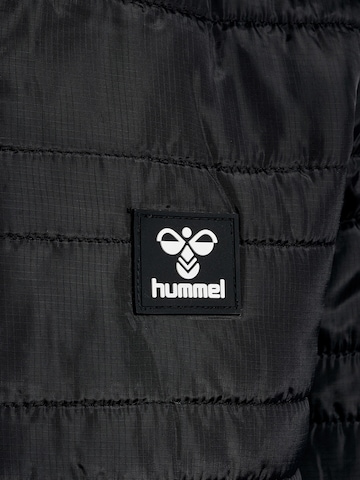 Hummel Between-season jacket in Black