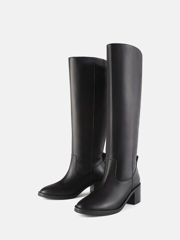 Botine 'SIMPLE LIFE' de la L37 HANDMADE SHOES pe negru