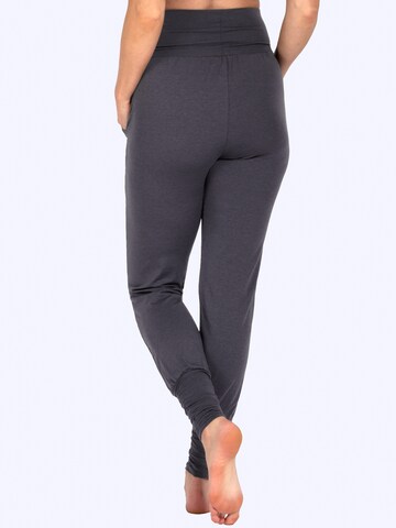 Magadi Regular Workout Pants 'Paula' in Grey