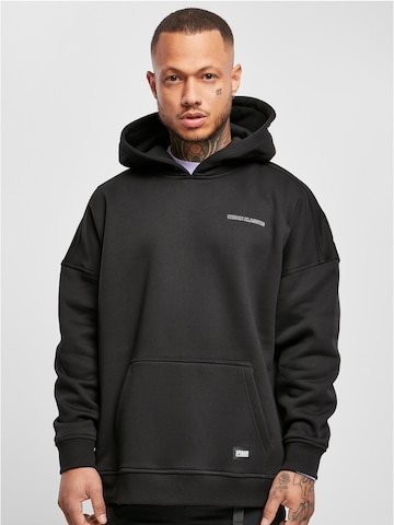 Urban Classics Sweatshirt in Black: front