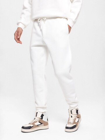 Effilé Pantalon Antioch en blanc