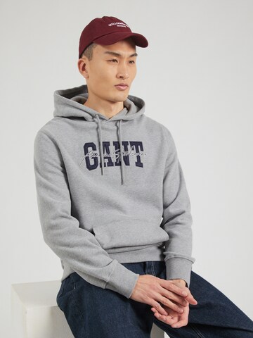 GANT Sweatshirt in Grau: Vorderseite