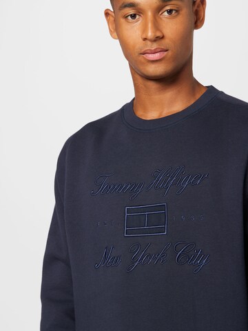 TOMMY HILFIGER Sweatshirt in Blauw