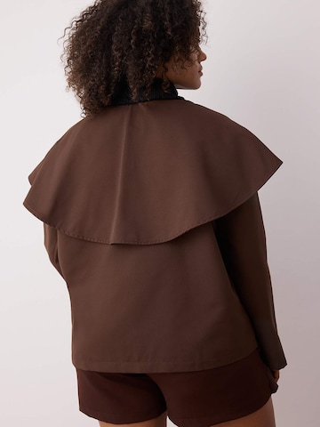 Trendyol Curve Between-season jacket in Brown