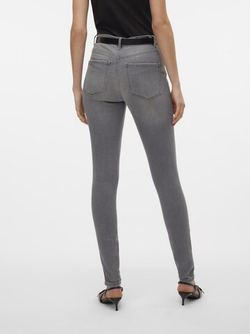 Skinny Jean 'Sophia' VERO MODA en gris