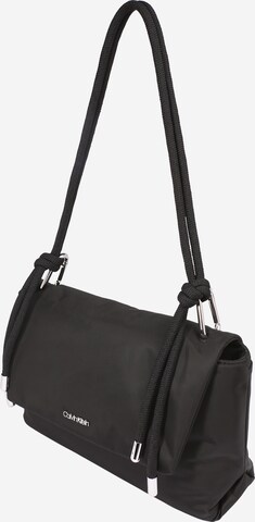 Calvin Klein Schultertasche in Schwarz