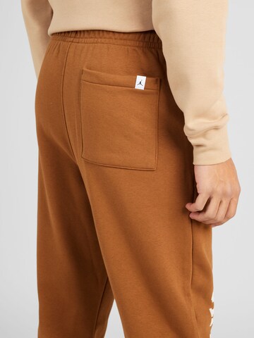 Jordan Tapered Broek 'ESS' in Bruin