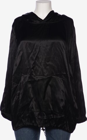 Emilia Lay Blouse & Tunic in 5XL in Black: front