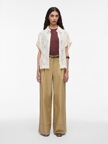 ROUGE EDIT Top in Bruin
