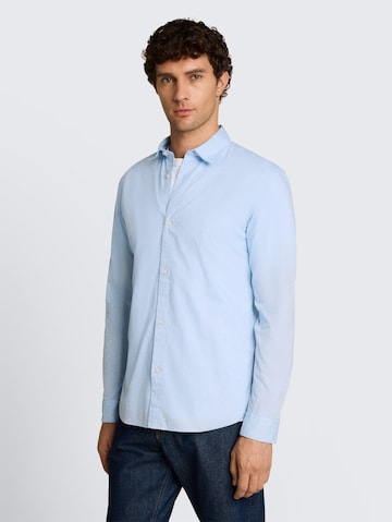 Coupe regular Chemise TOM TAILOR DENIM en bleu : devant