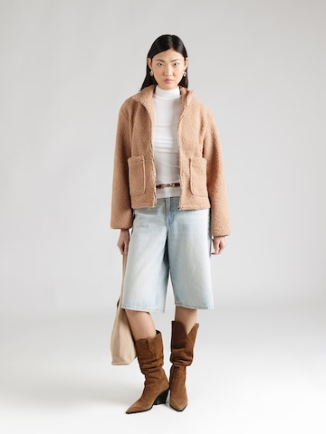 Geacă de primăvară-toamnă 'Madi' de la Noella pe bej