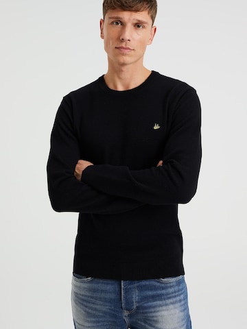 WE Fashion Sweater in Black: front