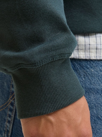 JACK & JONES Sweatshirt in Grün