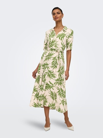 Robe 'JDYSTARSEZEN' JDY en vert