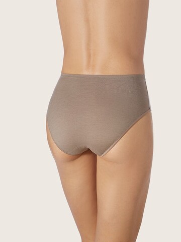 zd ZERO DEFECTS Panty 'Diana soy fiber mid waist panty' in Braun