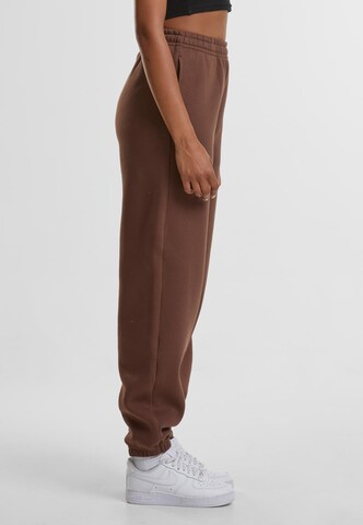 Urban Classics Конический (Tapered) Штаны в Коричневый