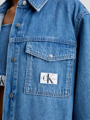 Calvin Klein Jeans - Vestido camisero en azul