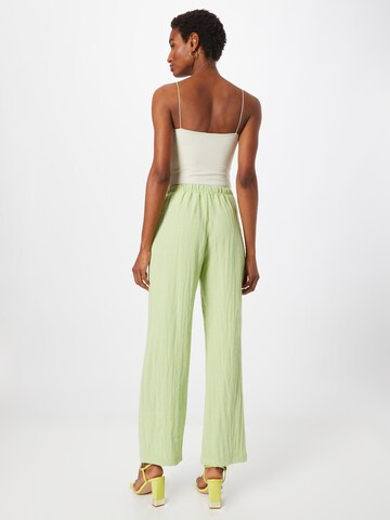 Loosefit Pantalon Monki en vert