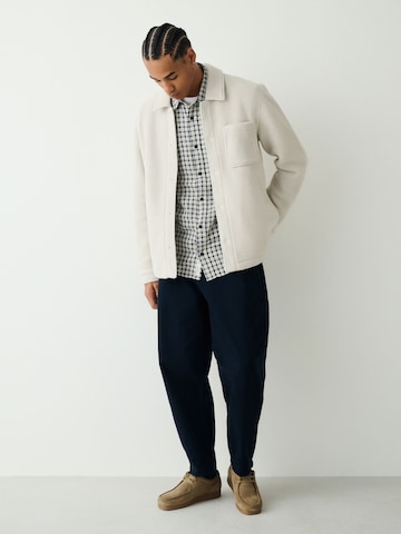 Veste en polaire Next en blanc