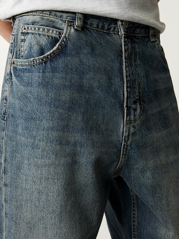 Pull&Bear Baggy Farkut värissä sininen