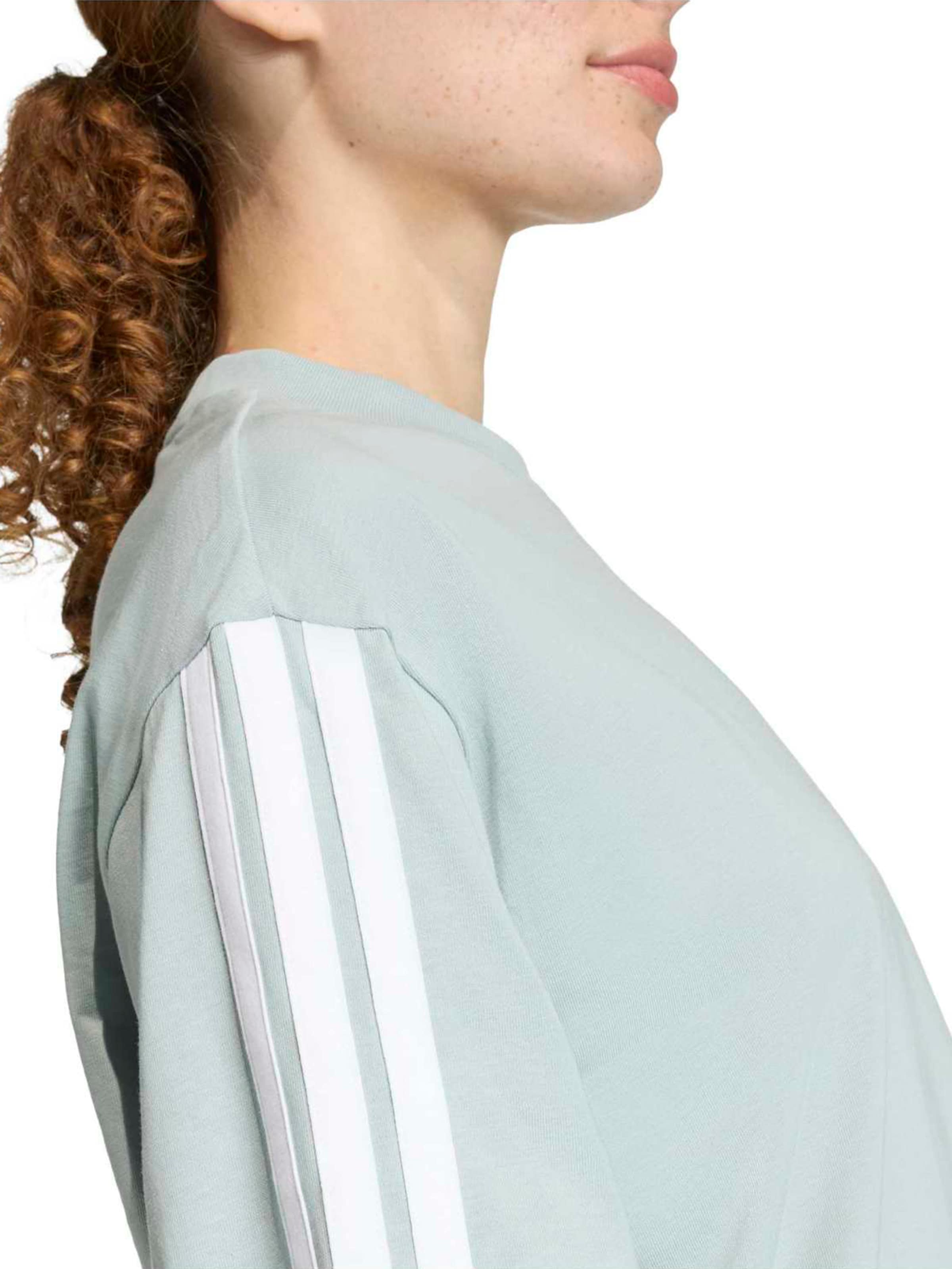 ADIDAS SPORTSWEAR Λειτουργικό μπλουζάκι σε πράσινο