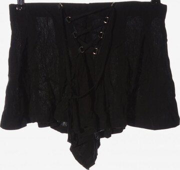Kiss The Sky Hot Pants in M in Black: front
