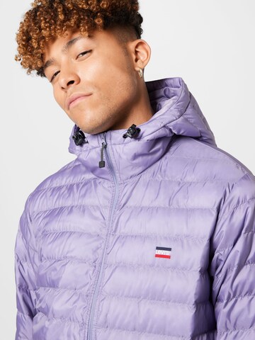 LEVI'S ® Övergångsjacka 'Presidio Packable Jacket' i lila