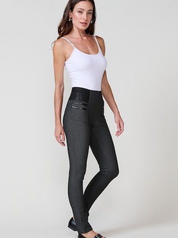 KOROSHI - Skinny Leggings em preto