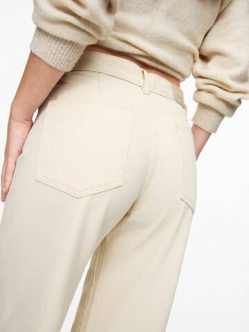 Pull&Bear Loosefit Jeans i beige