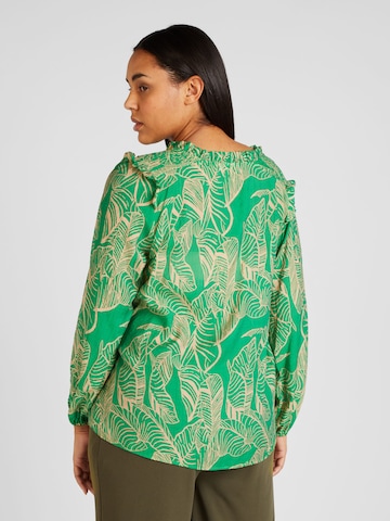 Camicia da donna 'BETSEY' di ONLY Carmakoma in verde