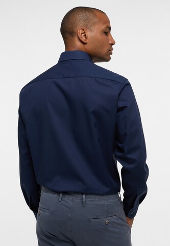 Coupe regular Chemise ETERNA en bleu