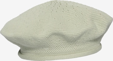 LOEVENICH Beanie in Green: front