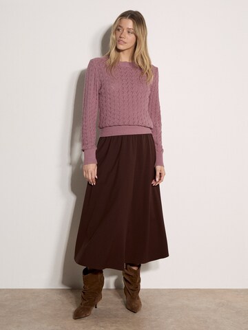 Apricot Sweater ' ' in Pink