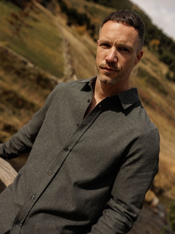 DAN FOX APPAREL Regular fit Overhemd 'Leopold' in Grijs