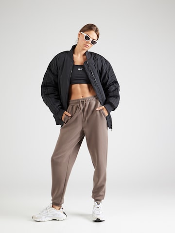 ONLY PLAY Tapered Sports trousers in Brown