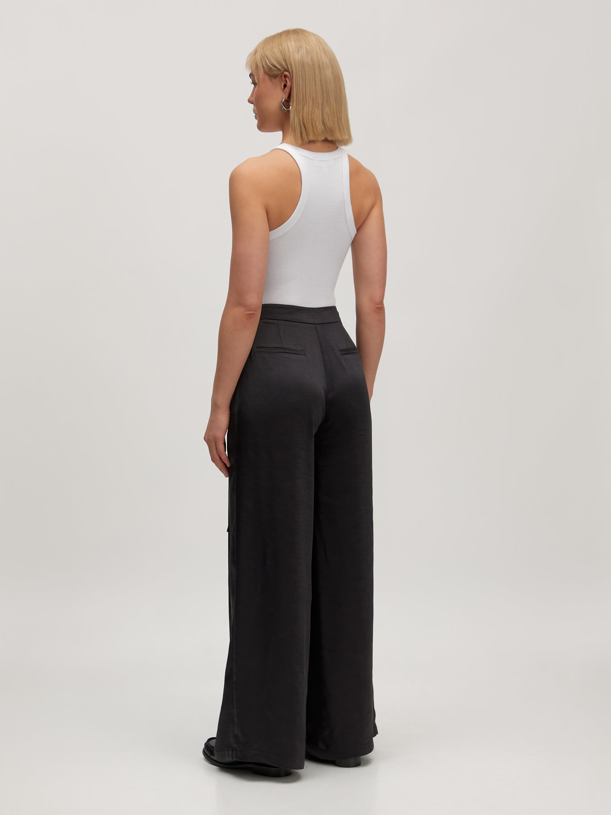 EDITED Productos Pantalón plisado 'Katie' negro